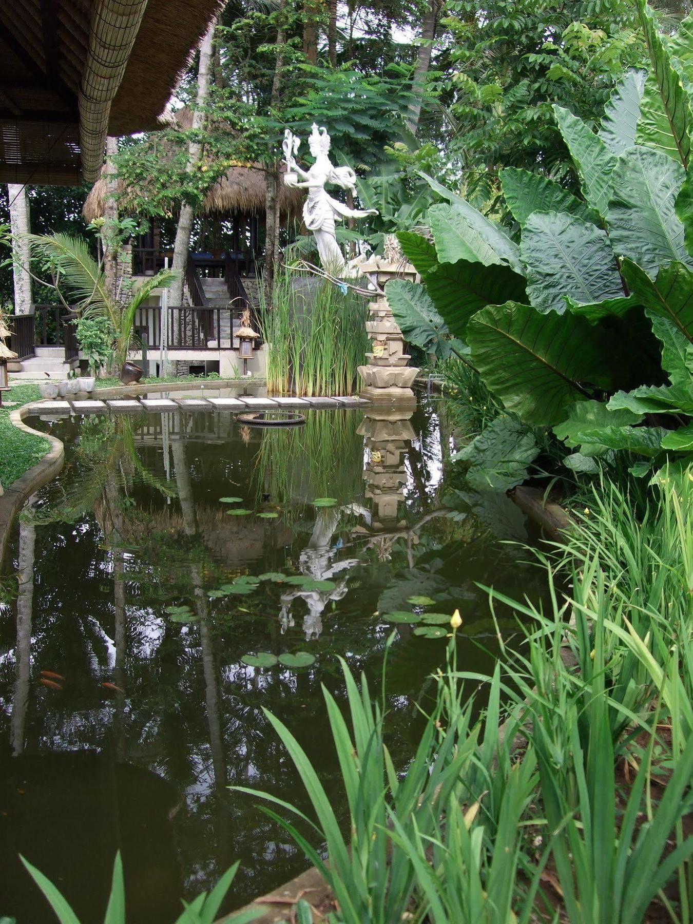 Puri Lotus Hotel Убуд Екстериор снимка