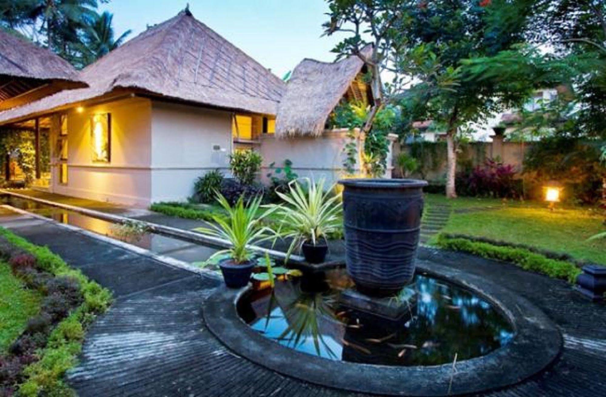 Puri Lotus Hotel Убуд Екстериор снимка